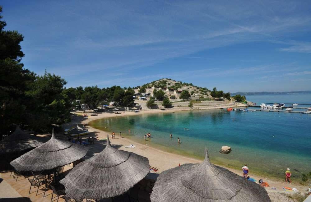 Premium Mobile Home Sun & Joy - Oaza Mira Camping Drage Bagian luar foto